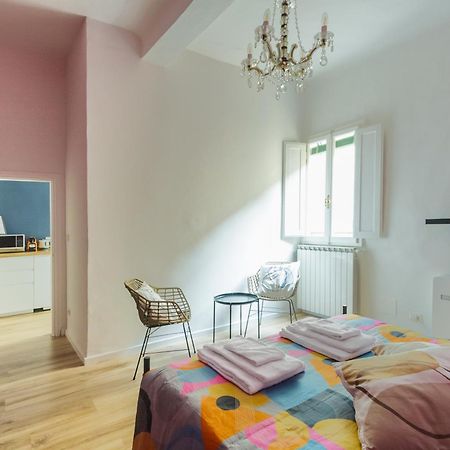 Ferienwohnung Santa Croce Rainbow Florenz Exterior foto