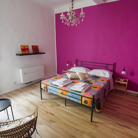 Ferienwohnung Santa Croce Rainbow Florenz Exterior foto